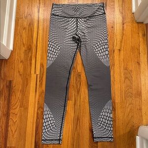 Vimmia Gray Patterned Leggings